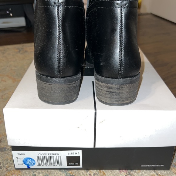 Dolce Vita Black Leather Booties - Picture 3 of 3